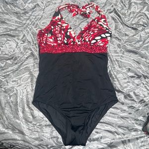 Contour women’s swimming suit size 10